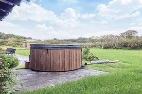 House with terrace - Image 2