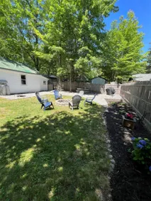 Holiday home with BBQ - Image 3