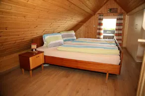 Holiday home with garden & terrace - Image 2
