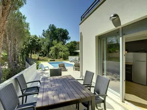 Tolles Ferienhaus mit Terrasse, Grill und privatem Pool | Hunde erlaubt - Image 2