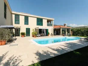 Casa totalmente equipada con barbacoa, jardín y piscina privada - Image 5