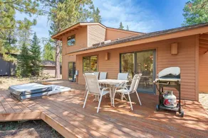 Fully equipped pleasant house with hot tub & pool - Image 3