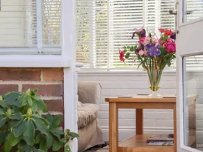 Cottage with garden - Image 4