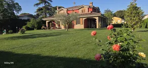Fully equipped bed & breakfast with barbeque, terrace & garden | Garden view - Image 3