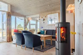 Holiday home with sauna, terrace & BBQ | Sea view - Image 5