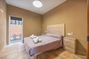 Appartement de vacances avec piscine, jardin et terrasse - Image 5