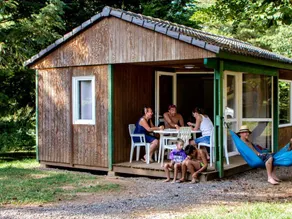 Chalet with terrace & pool - Image 2