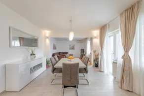 Fully equipped charming holiday apartment with terrace & barbecue | Sea view | Next to the beach - Image 4