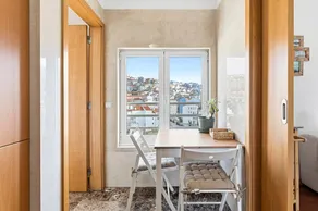 Flat with terrace | Next to Monastery of Santa Cruz - Image 4