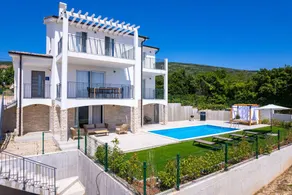 Villa mit Terrasse, Garten und privatem Pool | Meerblick - Image 2