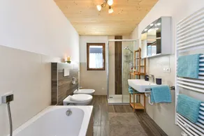 Flat with garden & barbeque | Garden view - Image 4