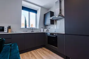 1 Bold St - Chic 1 Bed Flat in Central Southport - Image 3