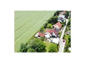 Children-friendly lovely flat with garden & barbeque | Garden view | Dogs allowed - Image 4