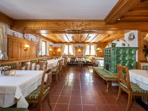Family-oriented charming private room with garden & sauna | Mountain view | Pet-friendly - Image 5