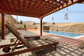 Fully equipped house with barbeque, garden & private pool | Mountain view | Suitable for remote work | Pet-friendly - Image 2