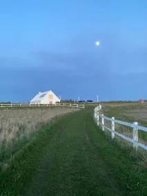 Family-friendly pleasant holiday home with garden | Next to the beach | Perfect for remote work - Image 4