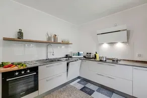 Villa avec barbecue, jardin et piscine privée | Vue montagne - Image 3