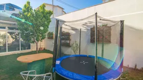 Pleasant apartment with garden & barbecue | Mountain view | Close to the beach - Image 5