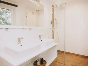 Family-friendly apartment with garden | Mountain view - Image 4