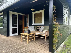 Child-friendly house with garden, terrace & sauna | Perfect for remote work | Dogs allowed - Image 3