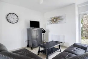 Gîte des Lacs – Le Noisetier: Shared pool, sauna & jacuzzi, private terrace, Wi-Fi - Image 4
