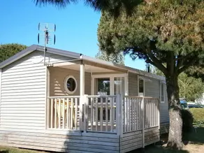 Tolles Mobilheim mit Terrasse und beheiztem Pool - Image 4