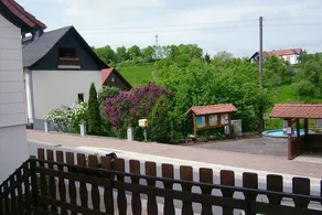 Casa con barbecue, terrazza e giardino - Image 4