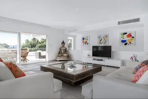 Family-oriented pleasant villa with pool, garden & barbeque | Panoramic view - Image 5