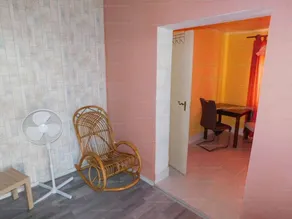 House with garden, terrace & BBQ - Image 5