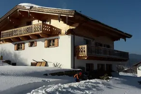 Holiday home with terrace - Image 2