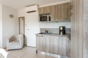 Apartment “Les Rivages du Gardon” with Shared Pool, Wi-Fi and Air Conditioning - Image 5