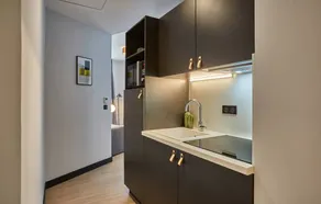 Family-friendly condo with jacuzzi & sauna | City view | Good for workation - Image 5