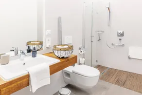 Apartment with sauna & jacuzzi - Image 3
