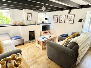 Big holiday home with terrace | Close to the beach | Pet-friendly - Image 4
