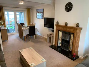 Family-friendly nice cottage with garden | River view | Pets are welcome - Image 4