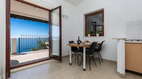 Pleasant flat with terrace & BBQ | Sea view | Next to the beach | Dogs allowed - Image 5