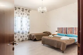 Chambre chez l'habitant avec internet haut débit | Vue mer | Idéale pour le télétravail - Image 2
