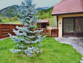 Children-friendly house with barbeque & garden | Mountain view | Pets allowed - Image 2