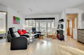 Family-friendly holiday home with sauna, terrace & garden - Image 3