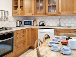 Cottage with garden & terrace | River view - Image 3
