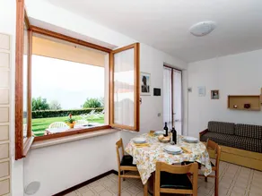 Appartement de vacances avec terrasse, jardin et piscine | Vue lac - Image 3