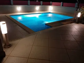Habitación privada con piscina y terraza | Adaptada para teletrabajar - Image 5
