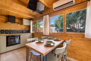 Bungalow avec piscine privée, barbecue et jardin | Vue jardin | Avec animaux admis - Image 4