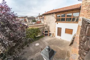 Holiday home with terrace, garden & fast internet | City view - Image 3