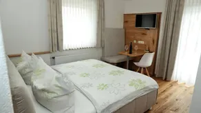 Apartment with terrace, garden & barbecue | Good for workation - Image 3