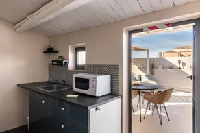 Appartement avec terrasse et jardin - Image 5