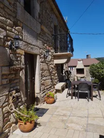 Fully equipped house with garden, barbecue & terrace | Mountain view | Pets allowed - Image 2