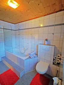 Flat with barbeque, terrace & garden - Image 2