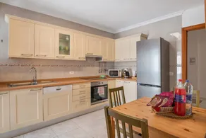 Appartement de vacances avec internet haut débit | Vue ville - Image 5