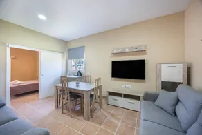 Charmant appartement avec piscine, terrasse et barbecue | Idéal pour le télétravail - Image 3